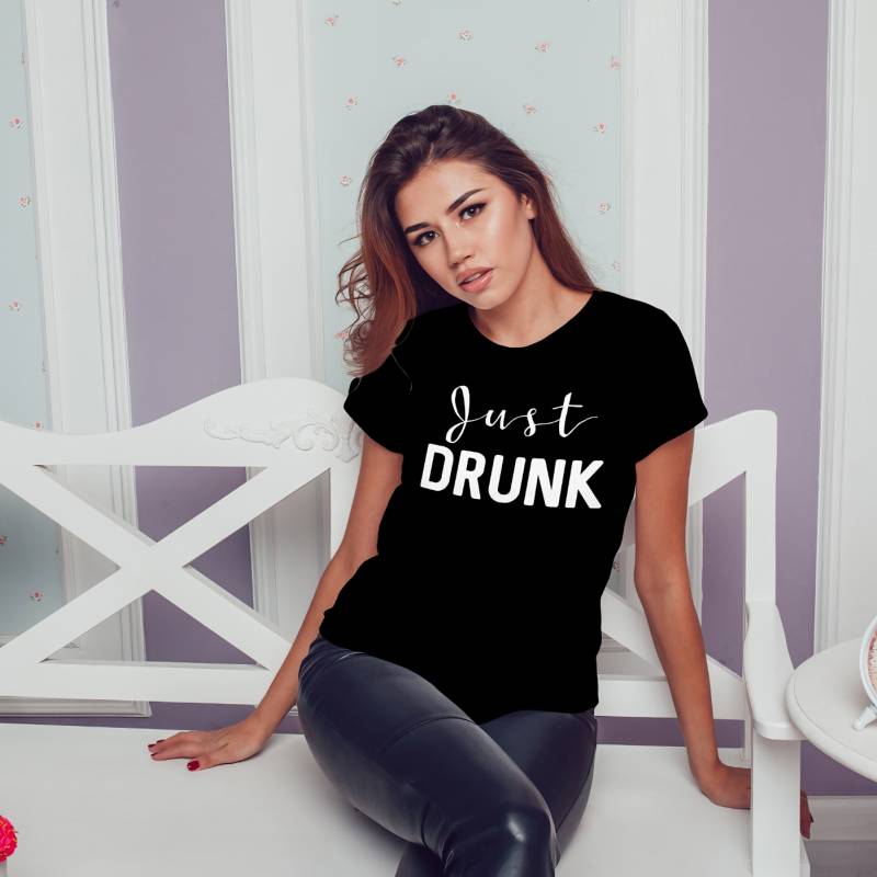 Personalizirana majica za dekliščino – Just Drunk