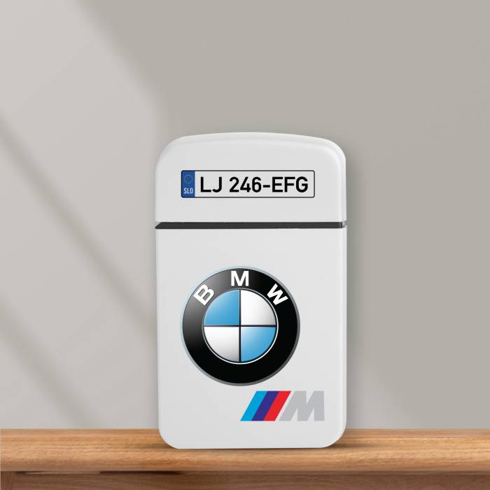 Personaliziran vžigalnik proti vetru - BMW