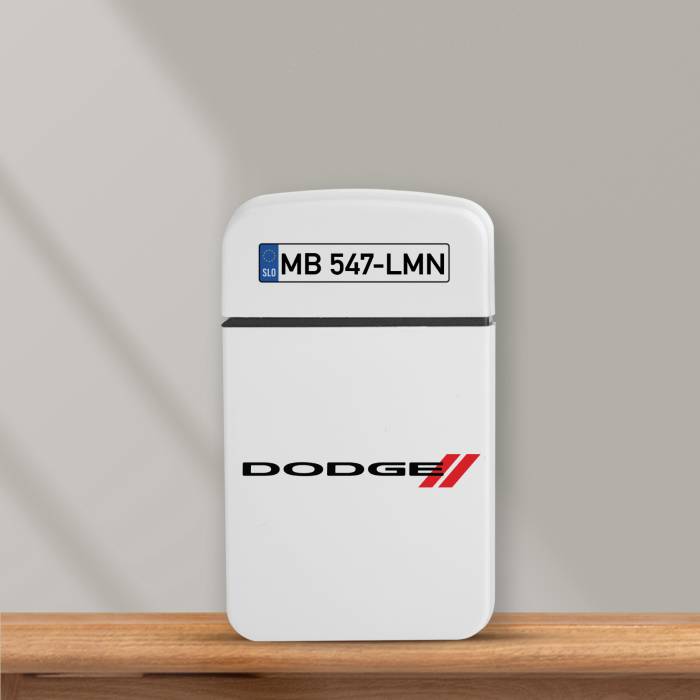 Personaliziran vžigalnik proti vetru - Dodge