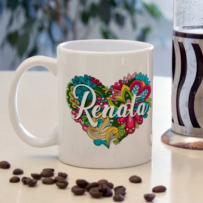 Skodelica s personalizacijo v obliki srca