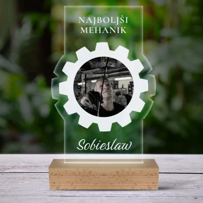 3D-LED-svetilka - Najboljši mehanik