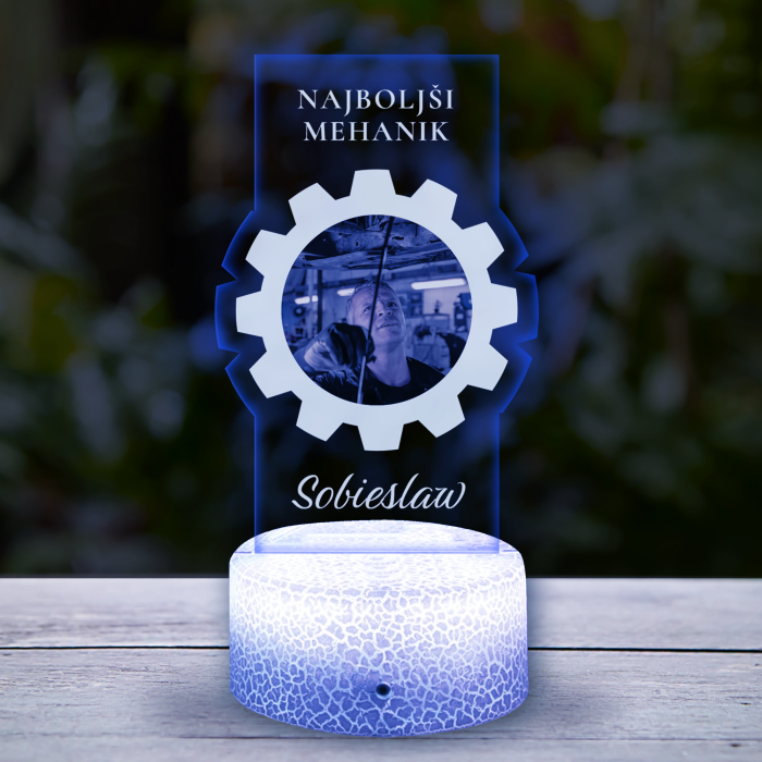 3D-LED-svetilka - Najboljši mehanik