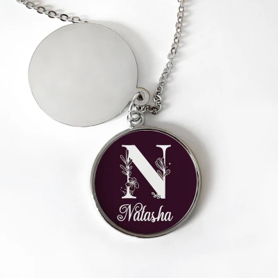 Personaliziran Medaljon - Cvetlična Začetnica in Ime