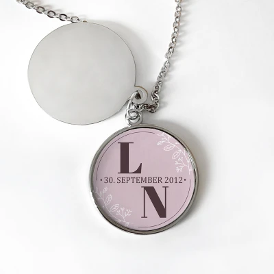 Personaliziran Medaljon - Začetnice in Posebni Datum