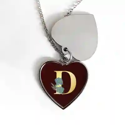 Personaliziran Medaljon v Obliki Srca - Začetnica Ljubljenega