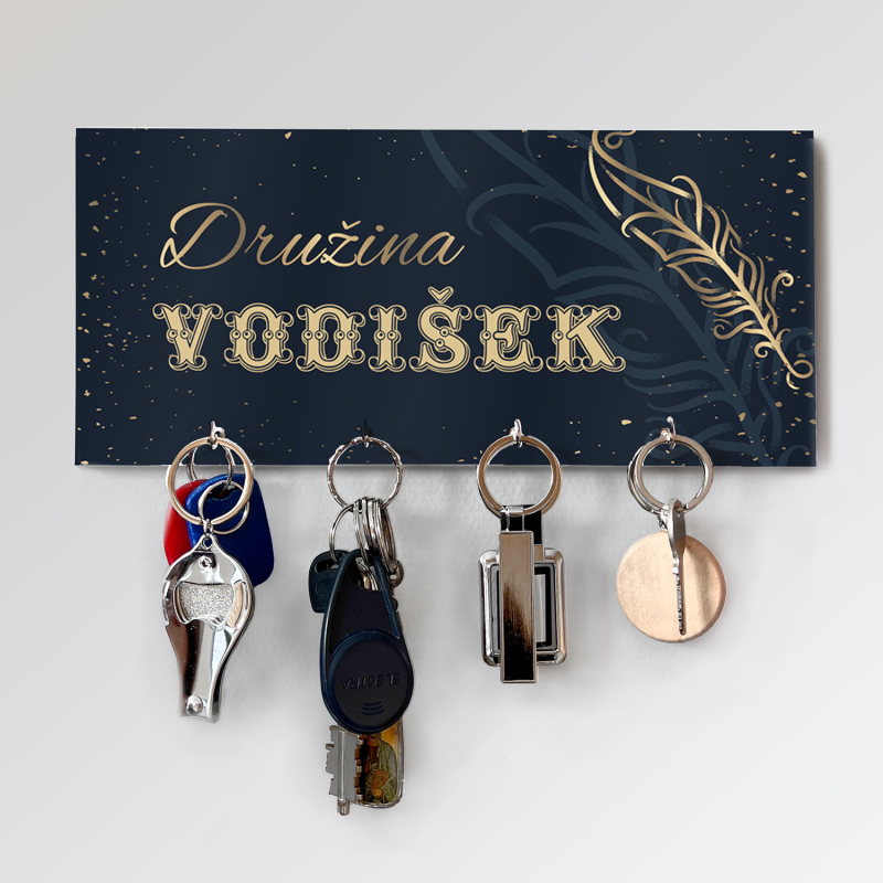 Personalizirano stojalo za ključe - Naša družina