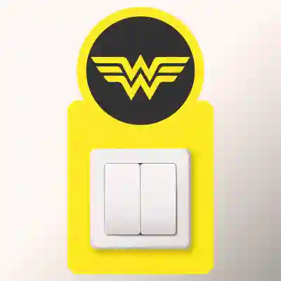 Stenska nalepka za stikalo Wonder Woman